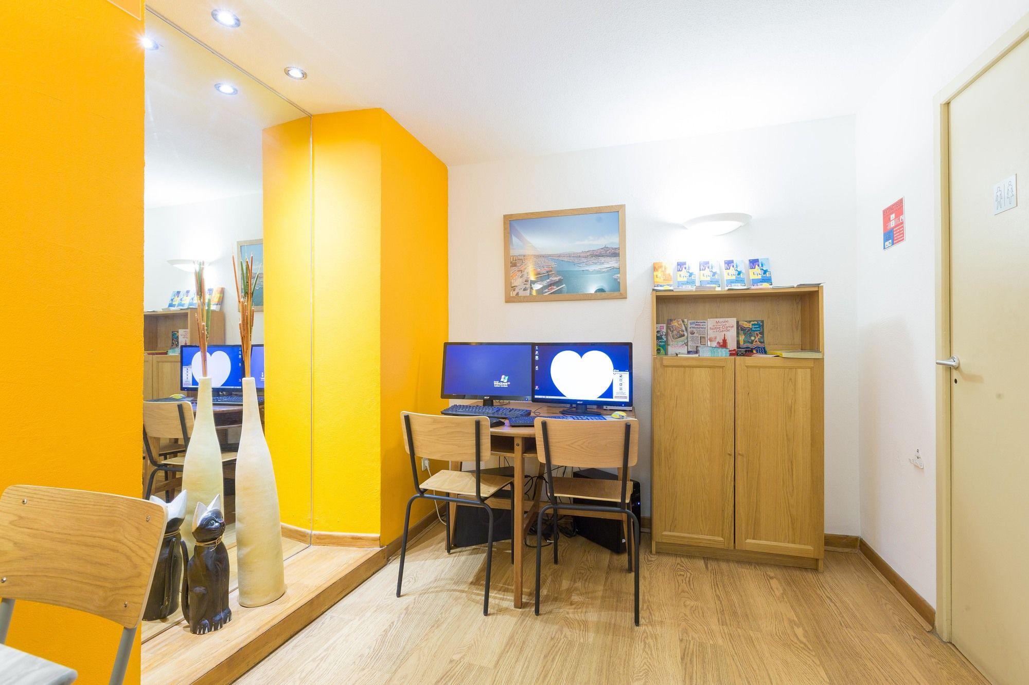 Europe Hotel Vieux Port Марсилия Екстериор снимка